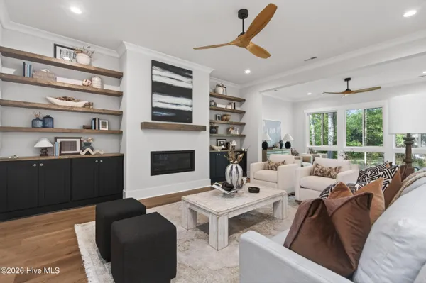 Property Slideshow image 2 of 63 | 8312 vintage club cir, Wilmington, NC, 28411