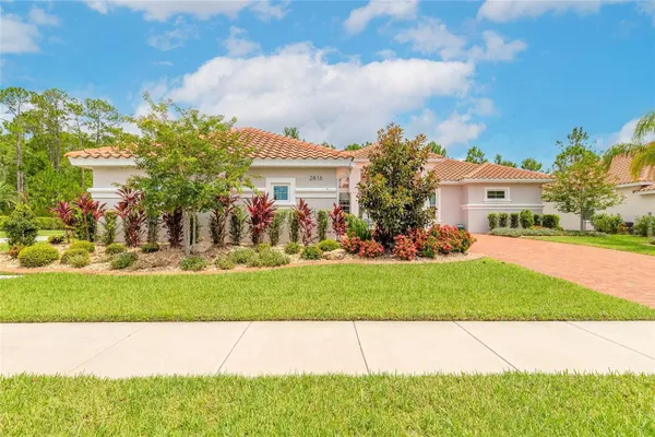 Property Slideshow image 2 of 67 | 2816 e venetian lake cir, New Smyrna Beach, FL, 32168