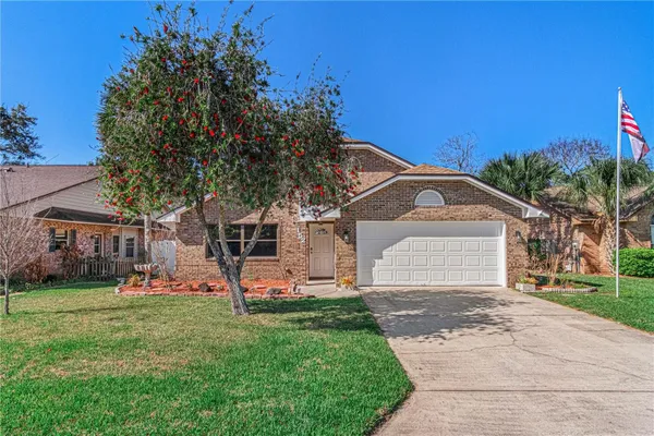 Property Slideshow image 2 of 29 | 152 loon ct, Daytona Beach, FL, 32119