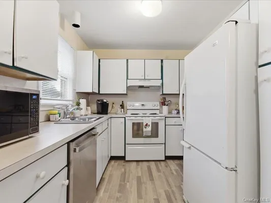 Property Slideshow image 3 of 17 | 177a heritage hls a, Somers, NY, 10589