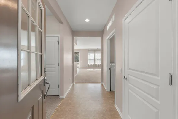 Property Slideshow image 2 of 33 | 1512 countryside dr, Shorewood, IL, 60404