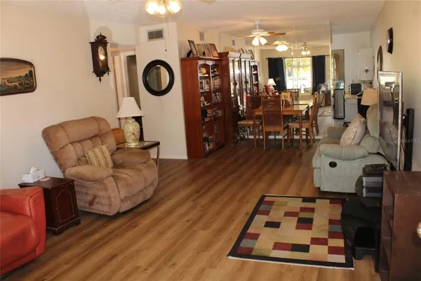 Property Slideshow image 2 of 36 | 2360 irish ln 16, Clearwater, FL, 33763