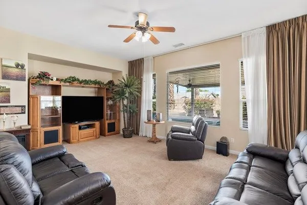 Property Slideshow image 3 of 44 | 60284 honeysuckle st, La Quinta, CA, 92253