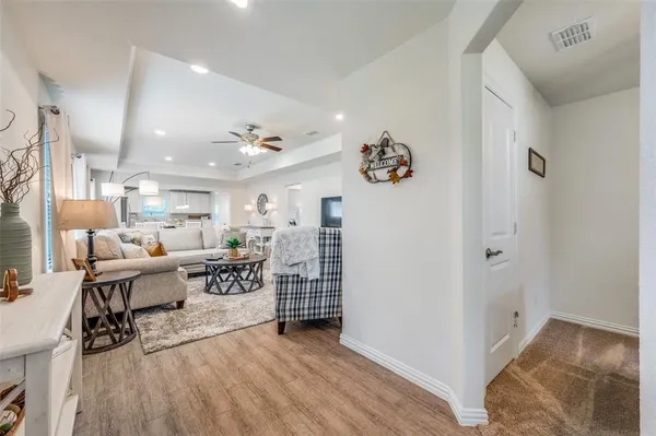 Property Slideshow image 3 of 29 | 8873 shore crest rd, Frisco, TX, 75036