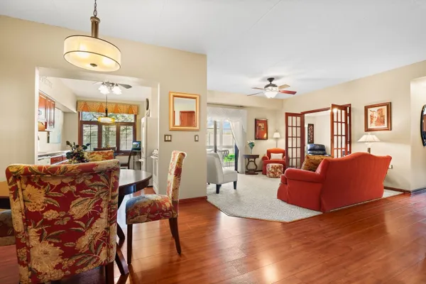 Property Slideshow image 2 of 14 | 6230 misty pines dr 1, Tinley Park, IL, 60477