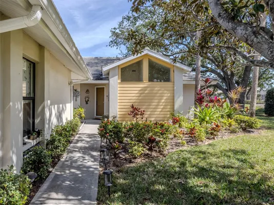 Property Slideshow image 3 of 100 | 268 southampton dr 309, Venice, FL, 34293