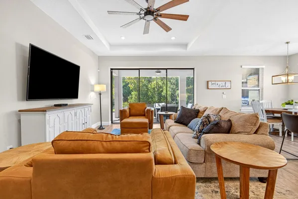 Property Slideshow image 3 of 85 | 10924 wicker park pl, Palmetto, FL, 34221