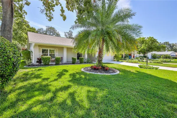 Property Slideshow image 2 of 50 | 6428 plantation rd, Spring Hill, FL, 34606