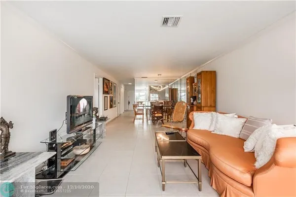 Property Slideshow image 3 of 29 | 5606 via delray d, Delray Beach, FL, 33484