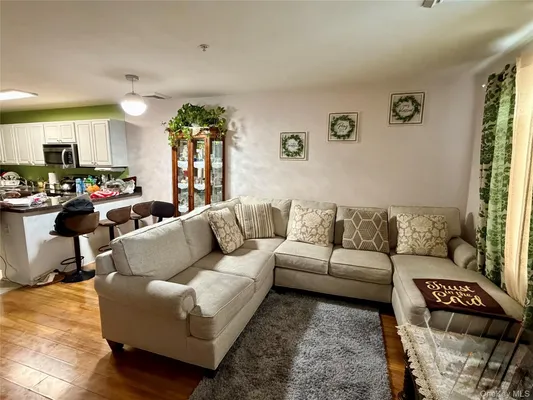 Property Slideshow image 2 of 8 | 203 willow ln, Valley Stream, NY, 11580