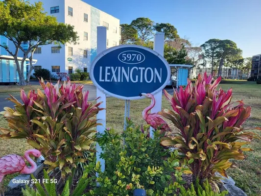 Property Slideshow image 2 of 32 | 5970 80th st 101, St Petersburg, FL, 33709