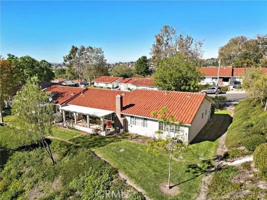 Property Slideshow image 3 of 59 | 27952 calle casal, Mission Viejo, CA, 92692
