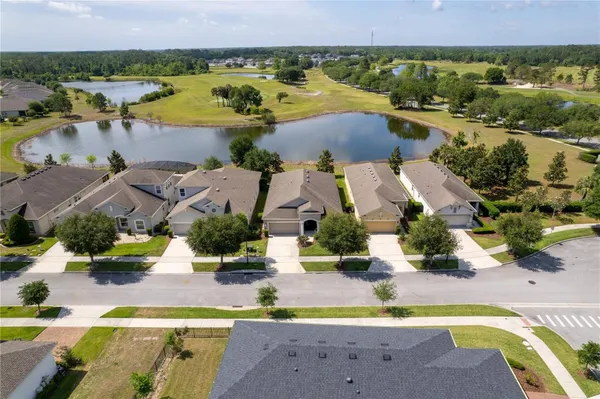 Property Slideshow image 3 of 63 | 3304 sagebrush st, Harmony, FL, 34773