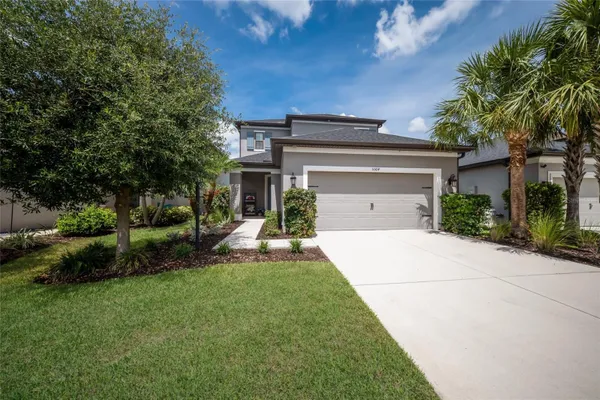 Property Slideshow image 2 of 45 | 5504 summit gln, Bradenton, FL, 34203