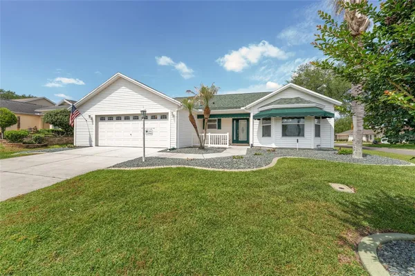 Property Slideshow image 2 of 50 | 17602 se 82nd woodlawn ave, The Villages, FL, 32162