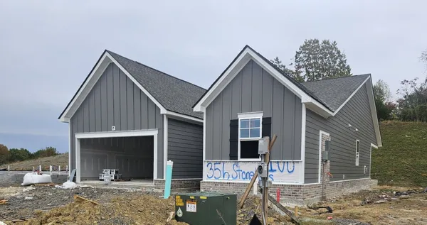 Property Slideshow image 3 of 31 | 356 stonehaus cir, Antioch, TN, 37013