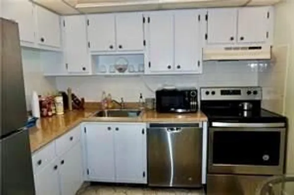 Property Slideshow image 2 of 26 | 7897 golf circle dr apt 110, Margate, FL, 33063