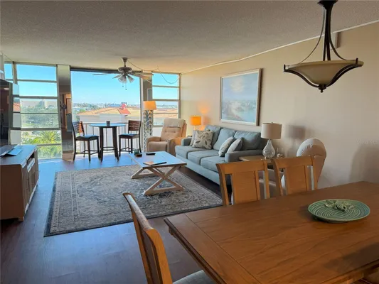 Property Slideshow image 2 of 22 | 7400 sun island dr 603, South Pasadena, FL, 33707