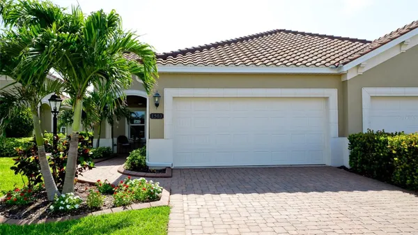 Property Slideshow image 3 of 29 | 1503 calle grand st, Bradenton, FL, 34209
