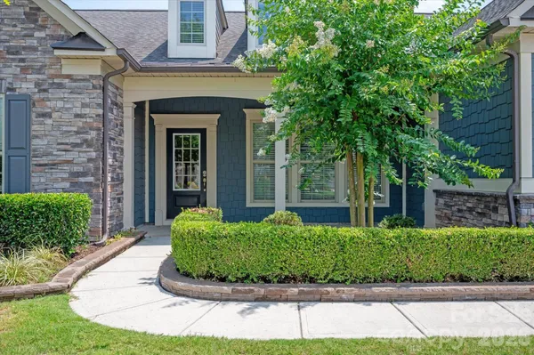 Property Slideshow image 2 of 43 | 322 burr ct, Fort Mill, SC, 29715