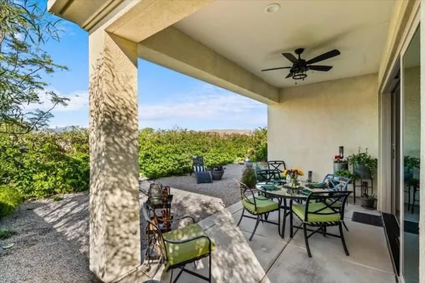 Property Slideshow image 3 of 51 | 132 claret, Rancho Mirage, CA, 92270