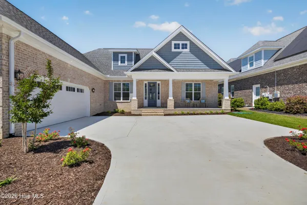 Property Slideshow image 3 of 41 | 2556 e timber crest dr, Leland, NC, 28451