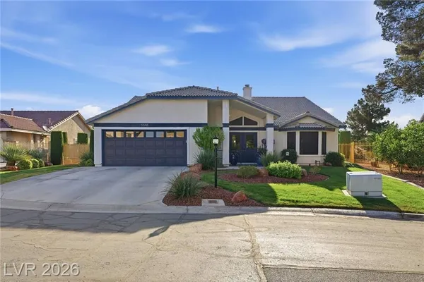 Property Slideshow image 2 of 68 | 5548 singing hills dr, Las Vegas, NV, 89130