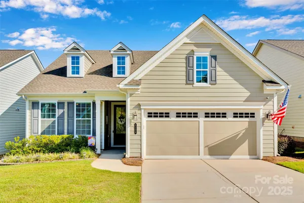 Property Slideshow image 2 of 45 | 8206 festival way, Charlotte, NC, 28215