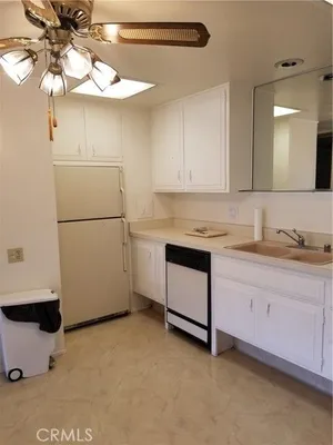 Property Slideshow image 3 of 12 | 1300 weeburn rd 30e, Seal Beach, CA, 90740