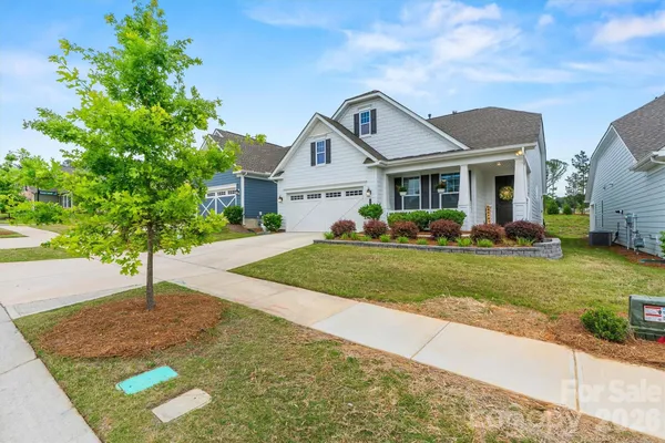Property Slideshow image 3 of 40 | 12520 old iron ln, Charlotte, NC, 28215