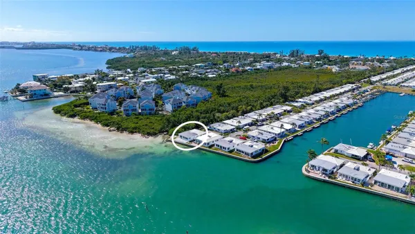 Property Slideshow image 3 of 73 | 948 spanish dr, Longboat Key, FL, 34228
