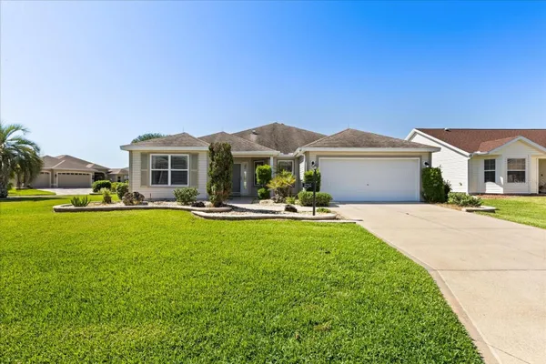 Property Slideshow image 3 of 48 | 2467 ambler cir, The Villages, FL, 32162