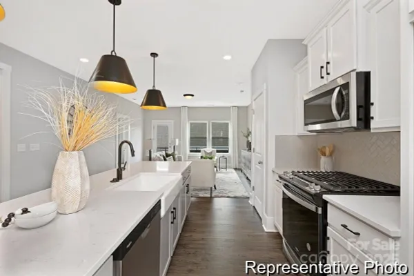 Property Slideshow image 3 of 19 | 24613 blue heron cir # 432, Lancaster, SC, 29720