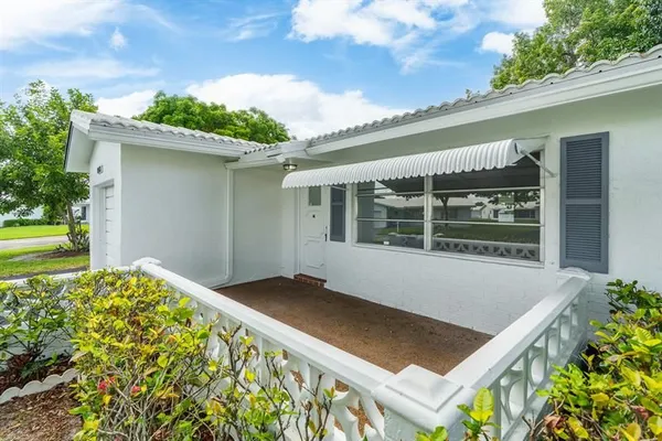 Property Slideshow image 2 of 43 | 8216 nw 12th mnr, Plantation, FL, 33322