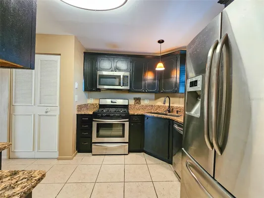 Property Slideshow image 3 of 35 | 5980 shore blvd 904, Gulfport, FL, 33707