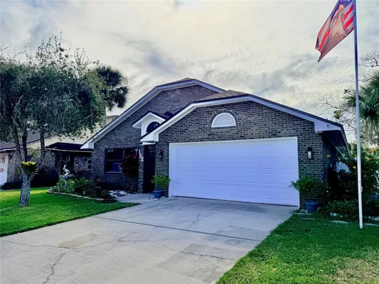 Property Slideshow image 3 of 40 | 152 loon ct, Daytona Beach, FL, 32119