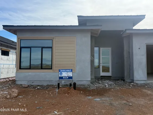 Property Slideshow image 3 of 38 | 4335 n larkin ave, Prescott Valley, AZ, 86314