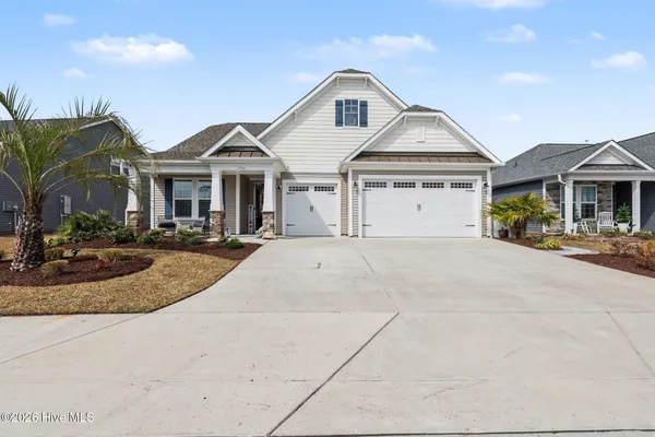 Property Slideshow image 3 of 69 | 1936 woodrush loop, Little River, SC, 29566