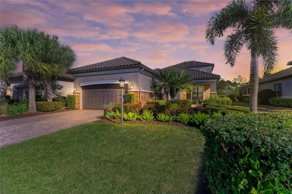 Property Slideshow image 3 of 83 | 4921 napoli run, Lakewood Ranch, FL, 34211