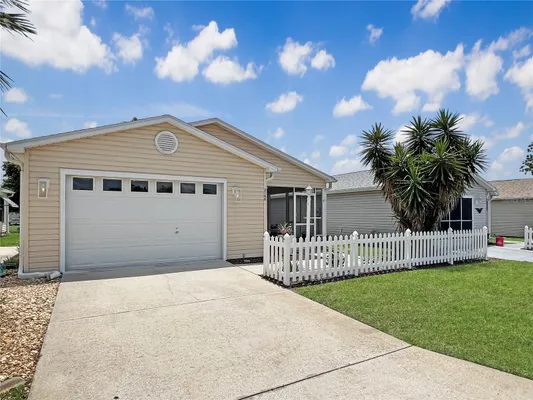 Property Slideshow image 2 of 27 | 2146 estevez dr, The Villages, FL, 32159