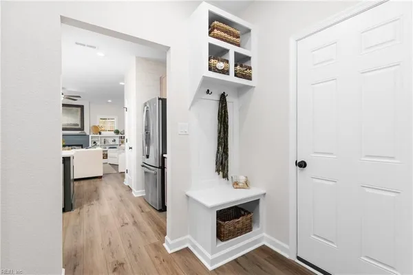 Property Slideshow image 3 of 9 | 1008 bennett's arch, Suffolk, VA, 23435