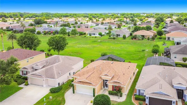 Property Slideshow image 2 of 50 | 1508 sw 161st pl, Ocala, FL, 34473