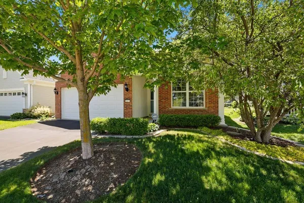 Property Slideshow image 2 of 7 | 13273 bluebird ln, Huntley, IL, 60142