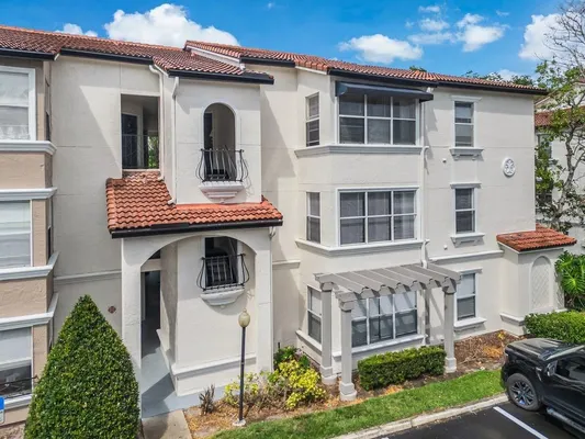 Property Slideshow image 2 of 38 | 582 good life way, Daytona Beach, FL, 32124