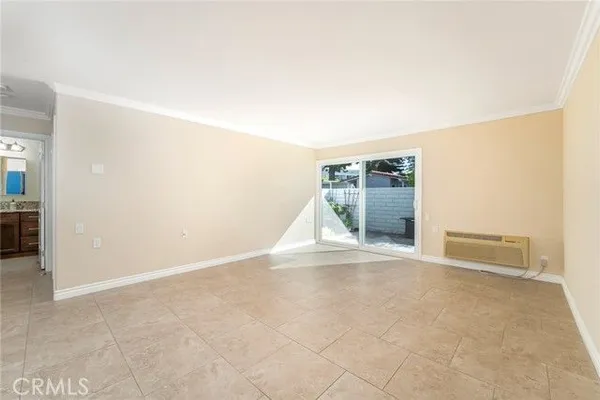 Property Slideshow image 3 of 17 | 2111 via puerta s, Laguna Woods, CA, 92637