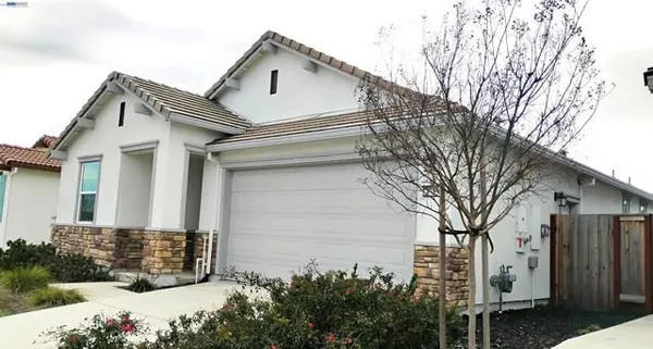 Property Slideshow image 3 of 4 | 2335 front porch ln, Rio Vista, CA, 94571