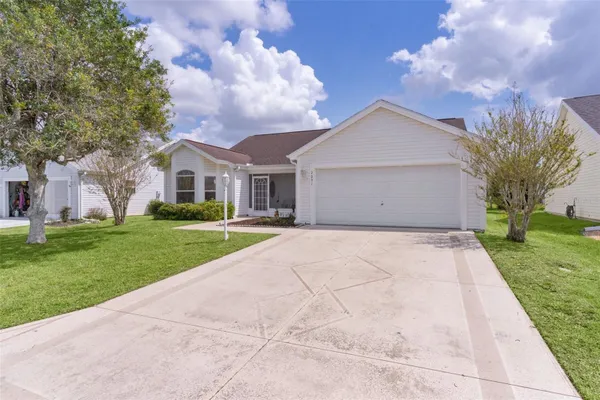 Property Slideshow image 3 of 46 | 2051 palo alto ave, The Villages, FL, 32159