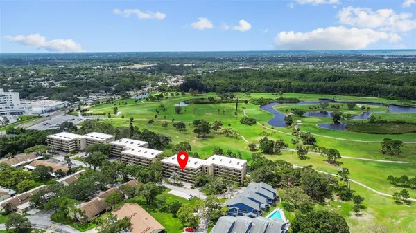 Property Slideshow image 2 of 37 | 1933 golfview dr # 1933, Tarpon Springs, FL, 34689