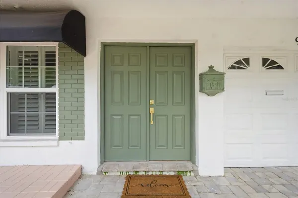 Property Slideshow image 3 of 62 | 9128 142nd st, Seminole, FL, 33776