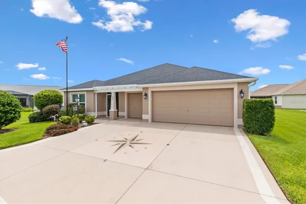 Property Slideshow image 2 of 41 | 5996 delphina loop, The Villages, FL, 32163